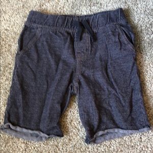 Tea Collection 3t shorts